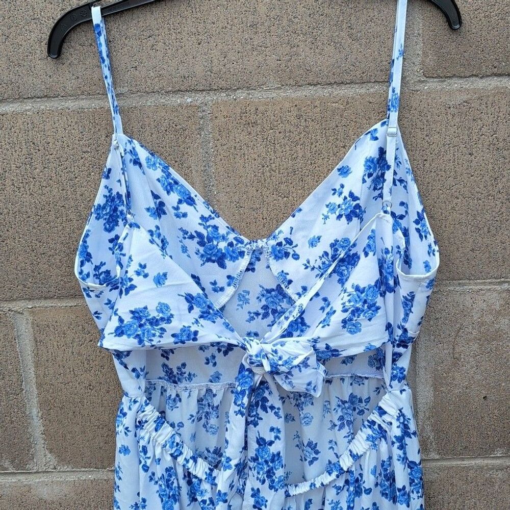 Blue Floral Spaghetti-Strap Maxi Dress, Open Back, Medium Size - Picture 4 of 10